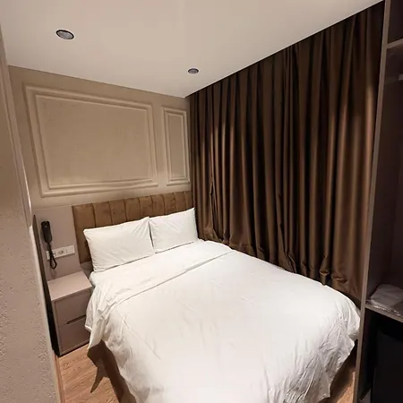 Istiklal * Isztambul