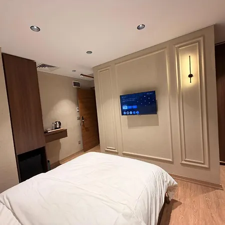 Hotel Istiklal *